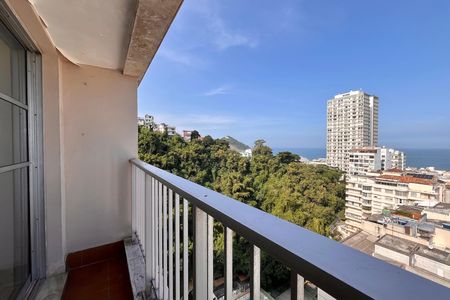 Apartamento à venda com 80m², 1 quarto e 2 vagas Apartamento à venda com 80m², 1 quarto e 2 vagasVaranda da sala