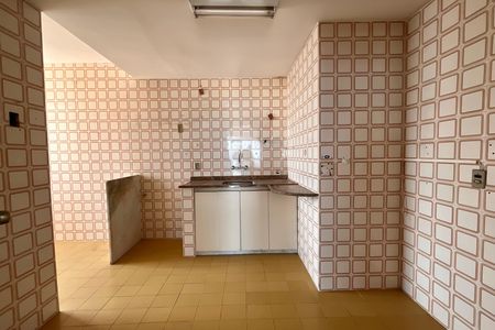 Apartamento à venda com 80m², 1 quarto e 2 vagas Apartamento à venda com 80m², 1 quarto e 2 vagasCozinha