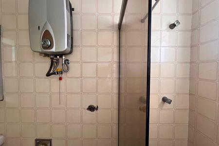 Apartamento à venda com 80m², 1 quarto e 2 vagas Apartamento à venda com 80m², 1 quarto e 2 vagasBanheiro