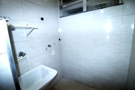 Casa para alugar com 60m², 2 quartos e sem vagaÁrea de Serviço