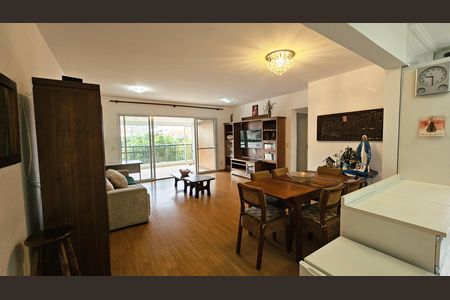 Apartamento à venda com 100m², 2 quartos e 2 vagas