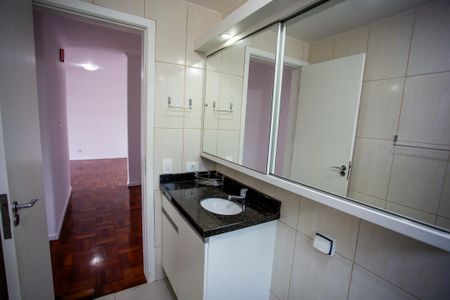 Apartamento para alugar com 90m², 2 quartos e 1 vaga Apartamento para alugar com 90m², 2 quartos e 1 vagaBanheiro