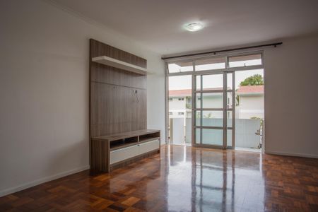 Sala de apartamento para alugar com 2 quartos, 90m² em Bacacheri, Curitiba