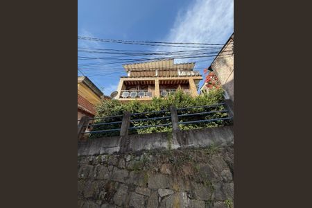 Casa à venda com 200m², 4 quartos e sem vaga Casa à venda com 200m², 4 quartos e sem vagaFoto 01