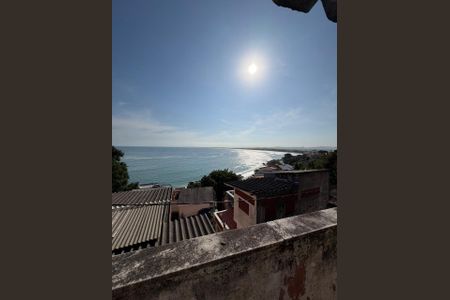 Casa à venda com 200m², 4 quartos e sem vaga Casa à venda com 200m², 4 quartos e sem vagaFoto 03