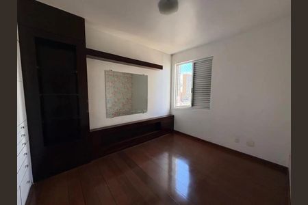 Apartamento para alugar com 140m², 4 quartos e 3 vagas