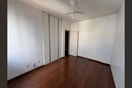 Apartamento para alugar com 140m², 4 quartos e 3 vagas