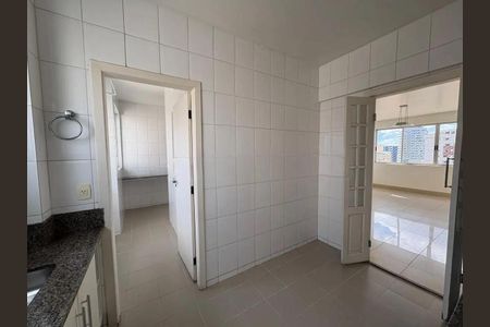 Apartamento para alugar com 140m², 4 quartos e 3 vagas