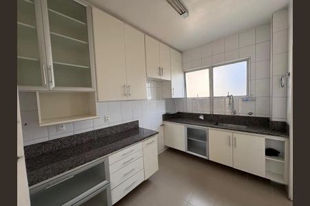 Cozinha de apartamento para alugar com 4 quartos, 140m² em Centro, Belo Horizonte