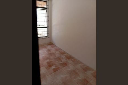Casa à venda com 99m², 3 quartos e 4 vagasQuarto