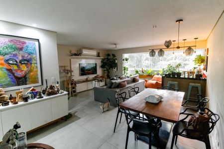 Apartamento à venda com 83m², 2 quartos e 2 vagas Apartamento à venda com 83m², 2 quartos e 2 vagasSala