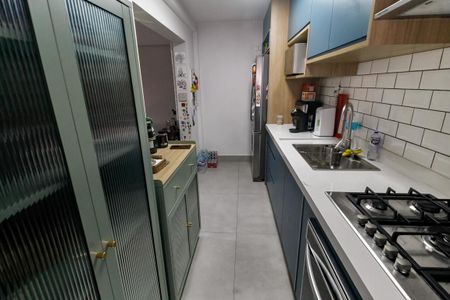 Apartamento à venda com 83m², 2 quartos e 2 vagas Apartamento à venda com 83m², 2 quartos e 2 vagasCozinha - Armários