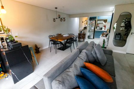Apartamento à venda com 83m², 2 quartos e 2 vagas Apartamento à venda com 83m², 2 quartos e 2 vagasSala