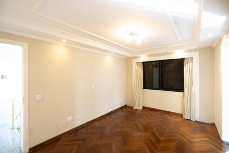 Apartamento para alugar com 386m², 4 quartos e 4 vagas Apartamento para alugar com 386m², 4 quartos e 4 vagasSuíte da cobertura