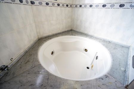 Apartamento para alugar com 386m², 4 quartos e 4 vagas Apartamento para alugar com 386m², 4 quartos e 4 vagasBanheira