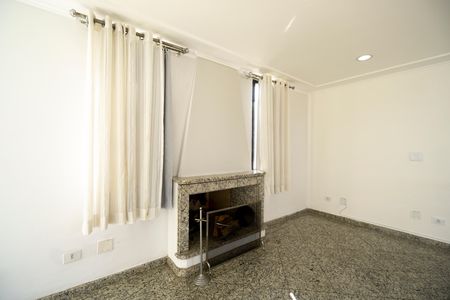 Apartamento para alugar com 386m², 4 quartos e 4 vagas Apartamento para alugar com 386m², 4 quartos e 4 vagasLareira