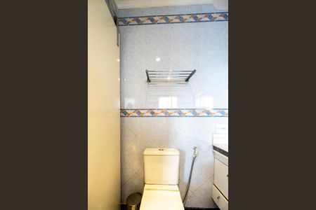 Apartamento para alugar com 386m², 4 quartos e 4 vagas Apartamento para alugar com 386m², 4 quartos e 4 vagasBanheiro da suíte 01