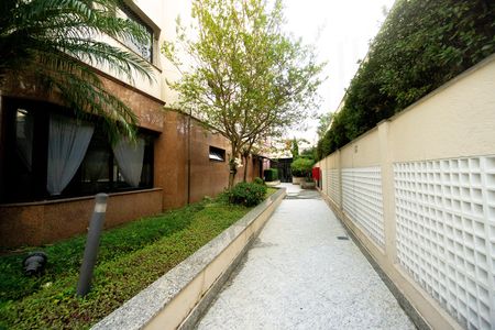 Apartamento para alugar com 386m², 4 quartos e 4 vagas Apartamento para alugar com 386m², 4 quartos e 4 vagasÁrea externa