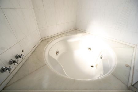 Apartamento para alugar com 386m², 4 quartos e 4 vagas Apartamento para alugar com 386m², 4 quartos e 4 vagasBanheira