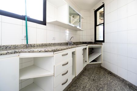 Apartamento para alugar com 386m², 4 quartos e 4 vagas Apartamento para alugar com 386m², 4 quartos e 4 vagasCozinha da cobertura