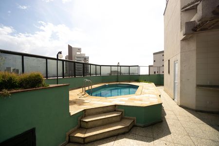 Apartamento para alugar com 386m², 4 quartos e 4 vagas Apartamento para alugar com 386m², 4 quartos e 4 vagasPiscina