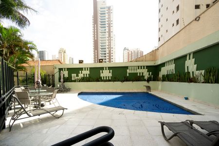 Apartamento para alugar com 386m², 4 quartos e 4 vagas Apartamento para alugar com 386m², 4 quartos e 4 vagasPiscina