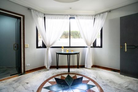 Apartamento para alugar com 386m², 4 quartos e 4 vagas Apartamento para alugar com 386m², 4 quartos e 4 vagasHall social