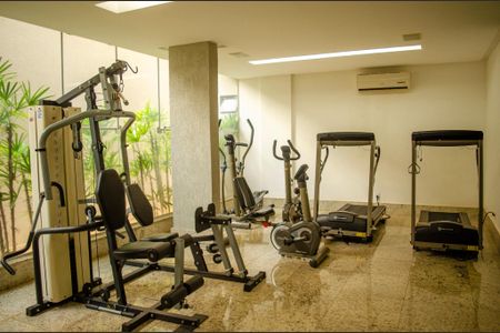 Apartamento à venda com 220m², 4 quartos e 2 vagas