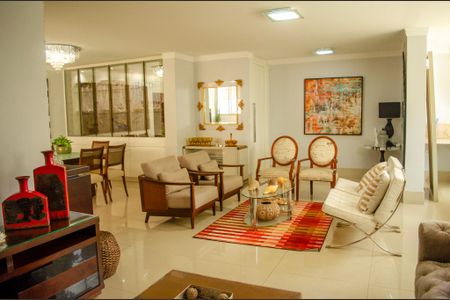 Apartamento à venda com 220m², 4 quartos e 2 vagas
