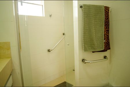 Apartamento à venda com 220m², 4 quartos e 2 vagas