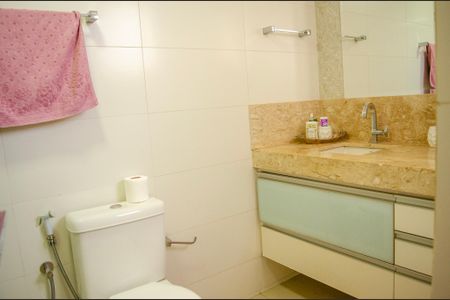 Apartamento à venda com 220m², 4 quartos e 2 vagas