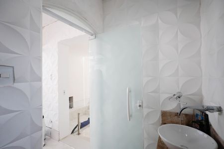 Casa à venda com 500m², 7 quartos e 7 vagas Casa à venda com 500m², 7 quartos e 7 vagasLavabo