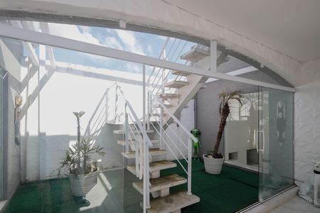 Casa à venda com 500m², 7 quartos e 7 vagas Casa à venda com 500m², 7 quartos e 7 vagasJardim de inverno