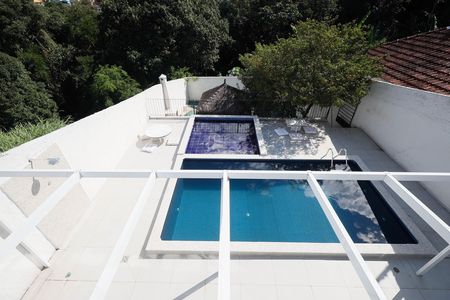 Casa à venda com 500m², 7 quartos e 7 vagas Casa à venda com 500m², 7 quartos e 7 vagasVista