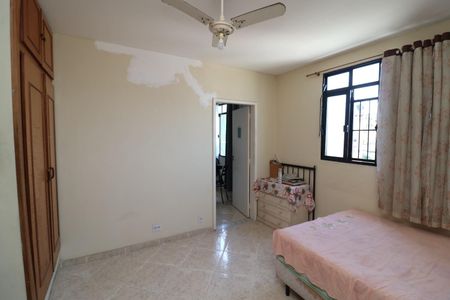 Quarto de casa para alugar com 3 quartos, 60m² em Jardim Carioca, Rio de Janeiro