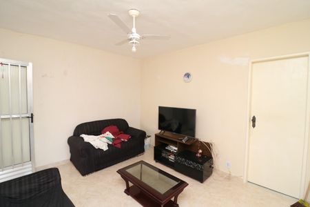 Sala de casa para alugar com 3 quartos, 60m² em Jardim Carioca, Rio de Janeiro
