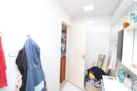 Casa para alugar com 60m², 3 quartos e 1 vaga Casa para alugar com 60m², 3 quartos e 1 vagaBanheiro da Suite 1