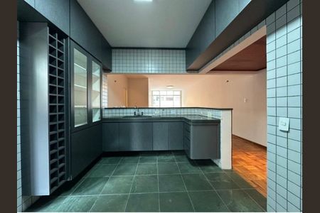 Apartamento para alugar com 150m², 3 quartos e 1 vaga Apartamento para alugar com 150m², 3 quartos e 1 vagaFoto 05