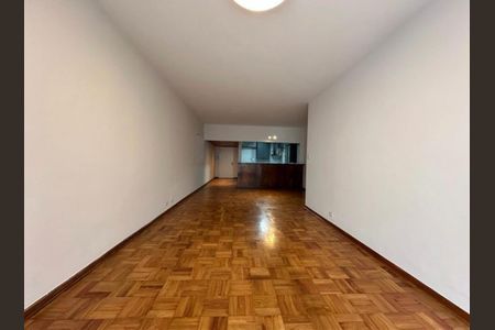 Apartamento para alugar com 150m², 3 quartos e 1 vaga Apartamento para alugar com 150m², 3 quartos e 1 vagaFoto 02