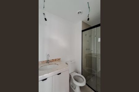 Apartamento para alugar com 75m², 2 quartos e 1 vaga Apartamento para alugar com 75m², 2 quartos e 1 vagaBanheiro