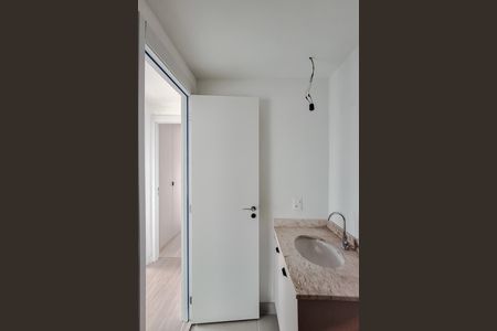 Apartamento para alugar com 75m², 2 quartos e 1 vaga Apartamento para alugar com 75m², 2 quartos e 1 vagaBanheiro
