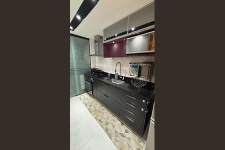 Cozinha de apartamento à venda com 2 quartos, 60m² em Vila Anastácio, São Paulo