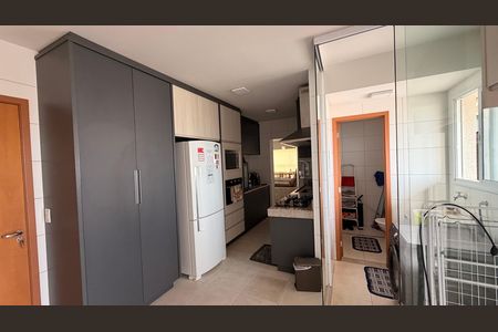 Apartamento para alugar com 128m², 3 quartos e 2 vagasCozinha