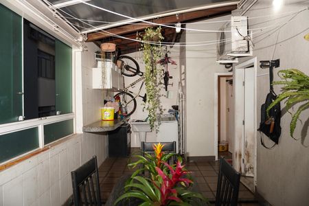 Apartamento para alugar com 120m², 1 quarto e sem vagaÁrea de Serviço