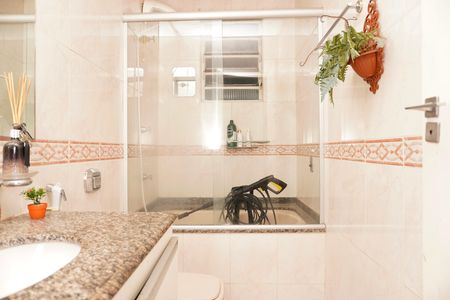 Apartamento para alugar com 120m², 1 quarto e sem vagaBanheiro da Suíte