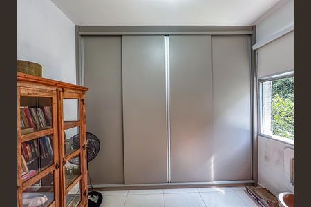 Apartamento à venda com 2 quartos, 70m² em Laranjeiras, Rio de Janeiro