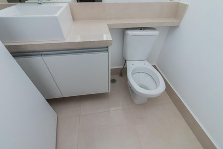 Apartamento para alugar com 62m², 2 quartos e 1 vaga Apartamento para alugar com 62m², 2 quartos e 1 vagaBanheiro da Suíte