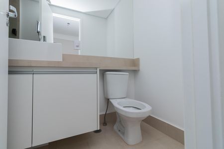 Apartamento para alugar com 62m², 2 quartos e 1 vaga Apartamento para alugar com 62m², 2 quartos e 1 vagaBanheiro da Suíte