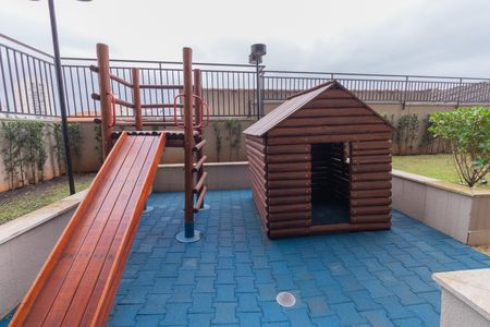 Apartamento para alugar com 62m², 2 quartos e 1 vaga Apartamento para alugar com 62m², 2 quartos e 1 vagaÁrea comum - Playground