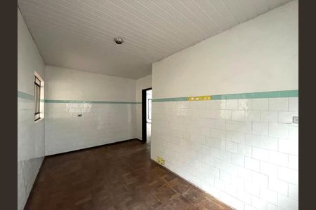 Casa à venda com 109m², 2 quartos e 1 vaga